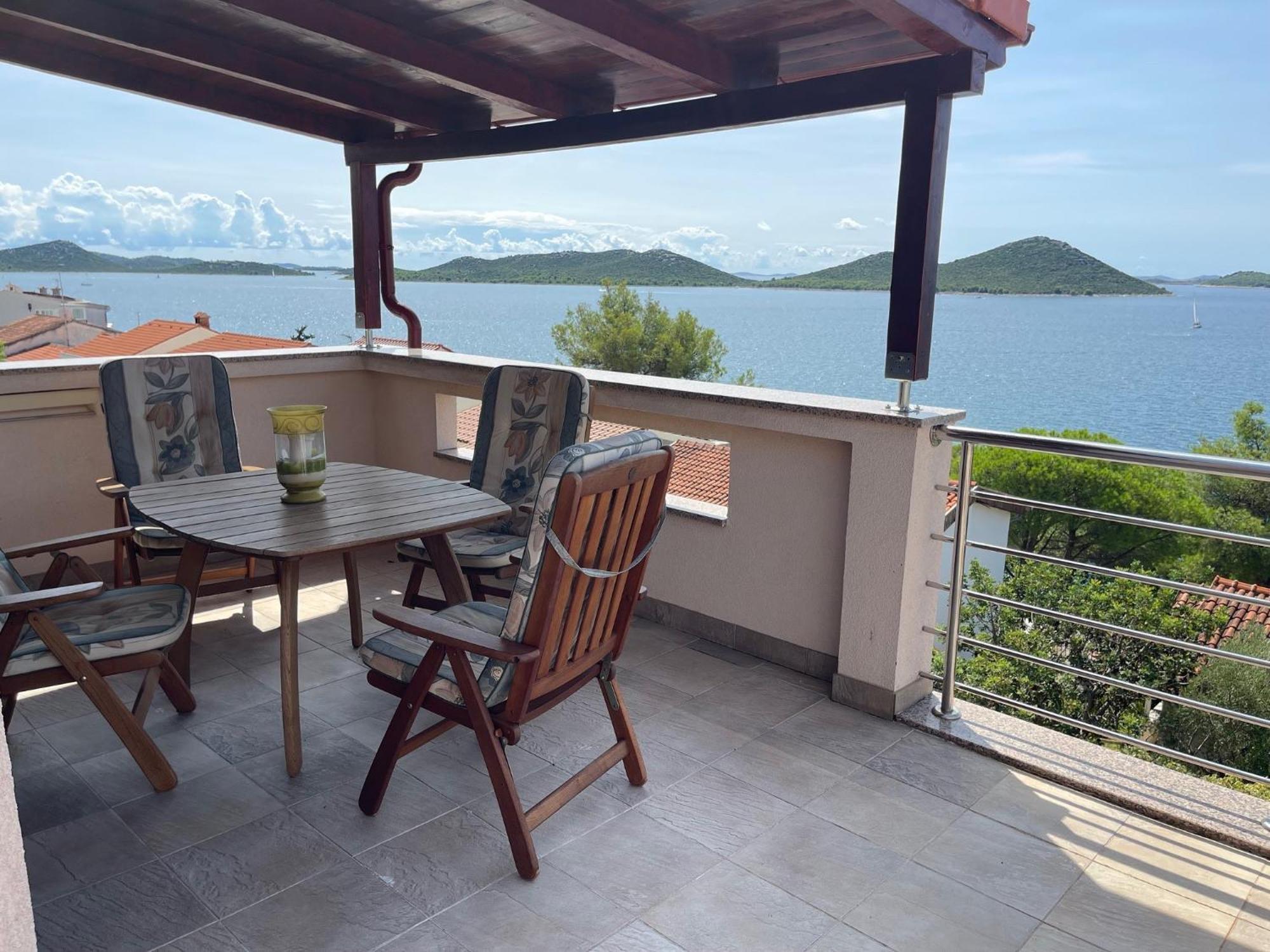 Apartment Mona 1, Fantastischer Meerblick Drage Exterior photo